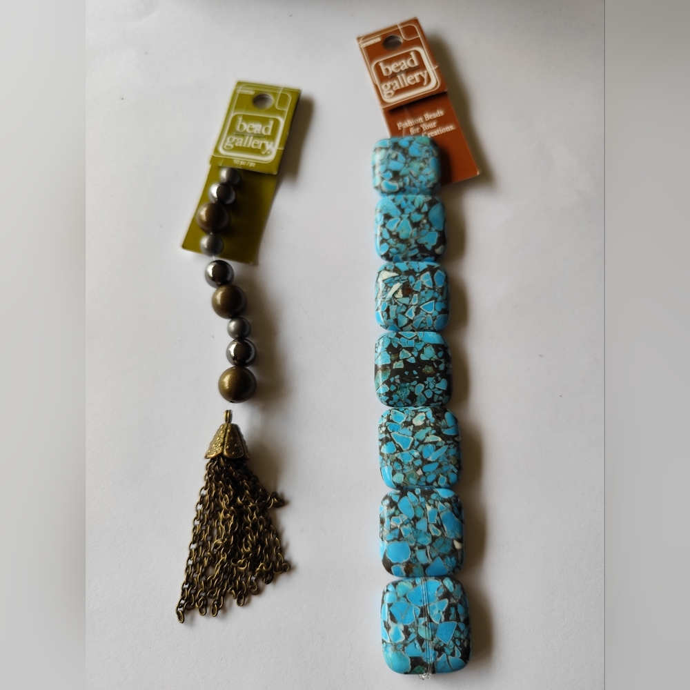 3/$25💙Bead Gallery Turquoise beads and metal tassel